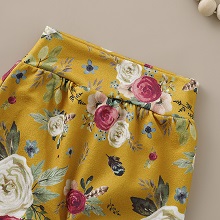 Pantalon floral assorti