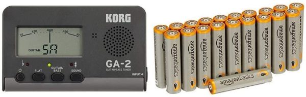 Korg GA-2 Accordeur numérique pour guitare et basse & Amazon Basics Lot de 20 piles alcalines Type AAA 1,5 V 1340 mAh (design variable)