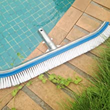 Brosse de piscine