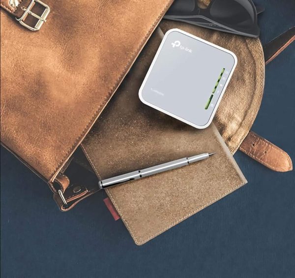 Nano Routeur 750Mbps Wi-Fi AC, Support mode Répéteur/ mode Point d'accès/ mode Routeur/ mode Hotspot/ mode Client, 1 Port Ethernet, 1 Port USB, Idéal pour la maison et le voyage (TL-WR902AC)