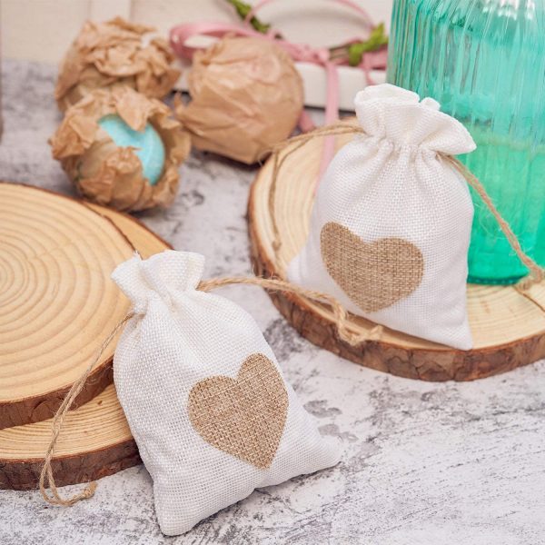 Fablcrew 30Pcs Sachets en Toile de Jute Pochettes avec Cordon et Motif de Coeur pour Dragée Bijoux Cadeau Mariage Baptême Anniversaire Noël 10 * 14CM – Image 6