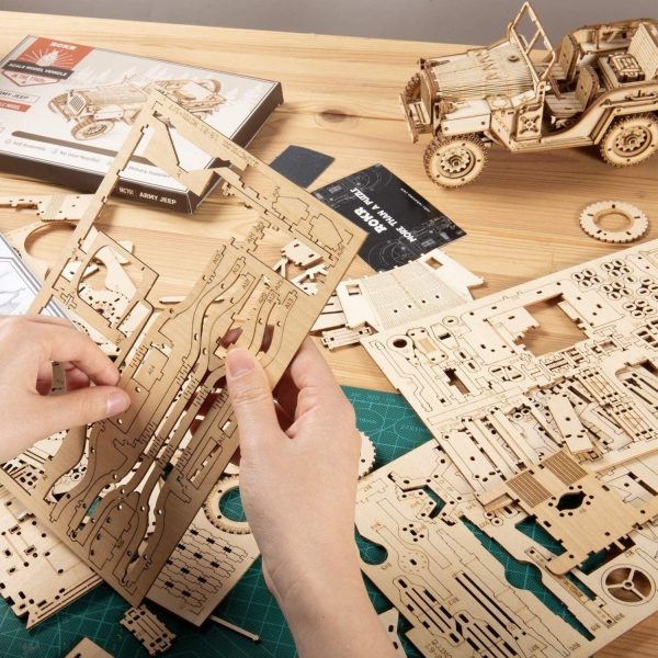 ROKR Car en Bois à Construire - 3D Puzzle Maquette Bois - Maquette mécanique pour des Enfants et des Adulte (Army JEE – Image 5