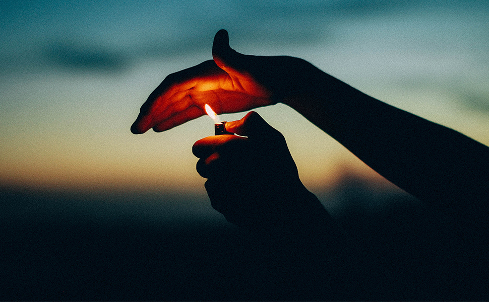 Nuit flamme briquet